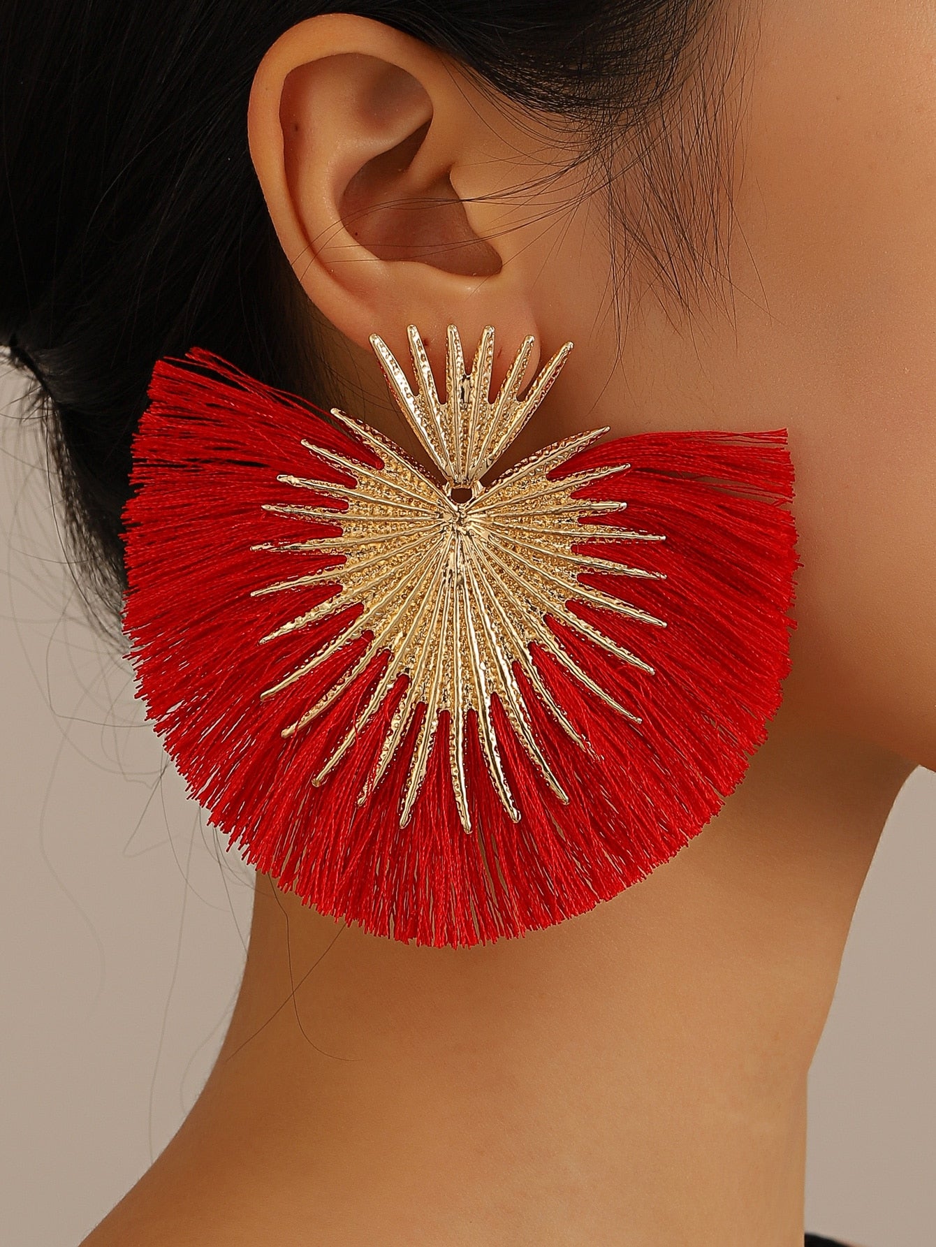 1Pair Fashion Tassel Decor Earrings for Women for Daily Decoration